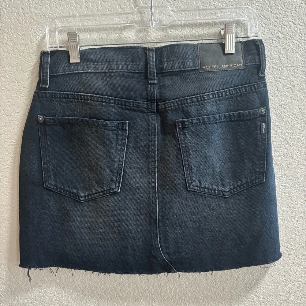 Modern American Classic Black Denim Skirt - Picture 3 of 3
